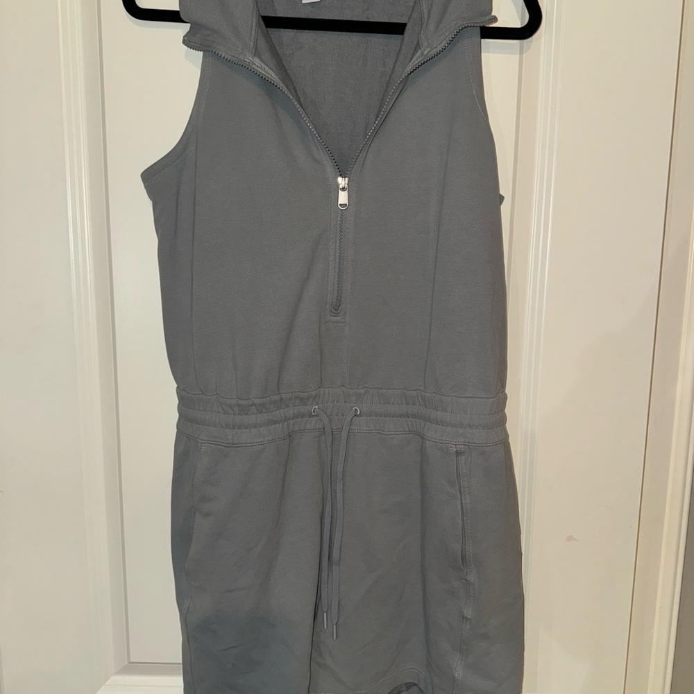 Athleta Gray Sleeveless Romper